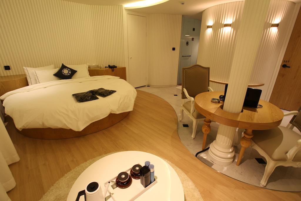 Hotel Cullinan Wangsimni Seoel Buitenkant foto